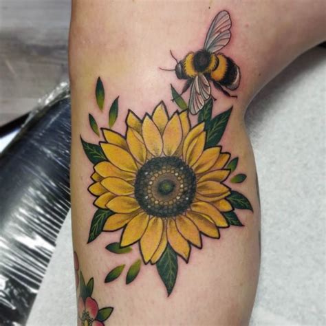 tattoo sunflower humble bee design.